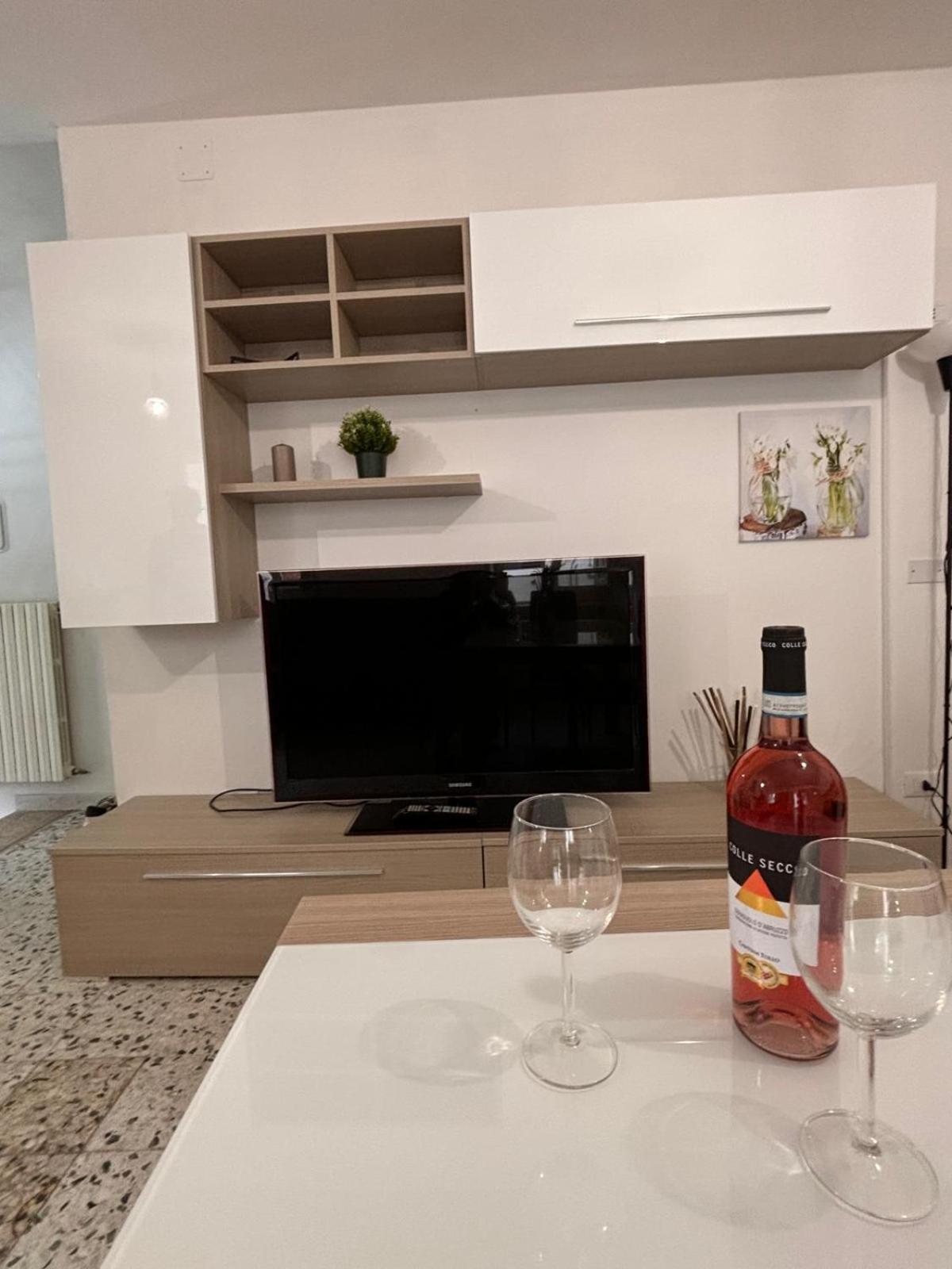 La Ginestra Apartment Roccascalegna Екстериор снимка